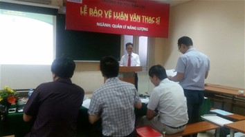 Học viên cao học Lào khóa 5 bảo vệ thành công luận văn thạc sĩ