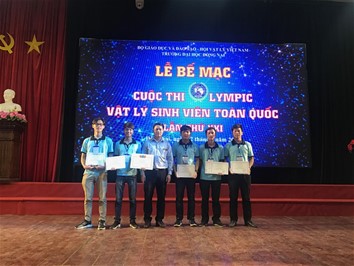 Thành tích đội tuyển lý đại học Điện lực trong kỳ thi Olympic Vật lý năm 2018