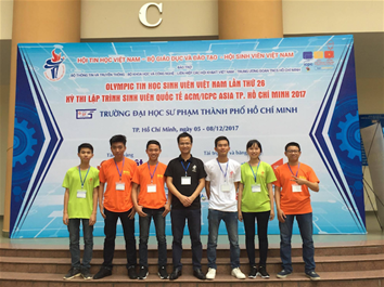 Sinh viên Đại học Điện lực với kỳ thi Olympic Tin học