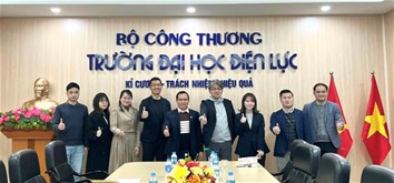 Doanh nghiệp Nhật Bản thăm và làm việc với Trường Đại học Điện lực